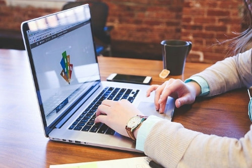 網(wǎng)站建設(shè)對(duì)logo設(shè)計(jì)公司都有哪些幫助和好處？