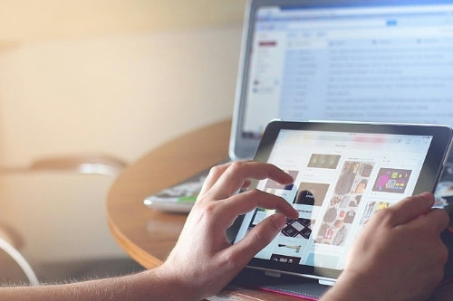 多語言網(wǎng)站的好處及建設(shè)中需注意事項(圖1)